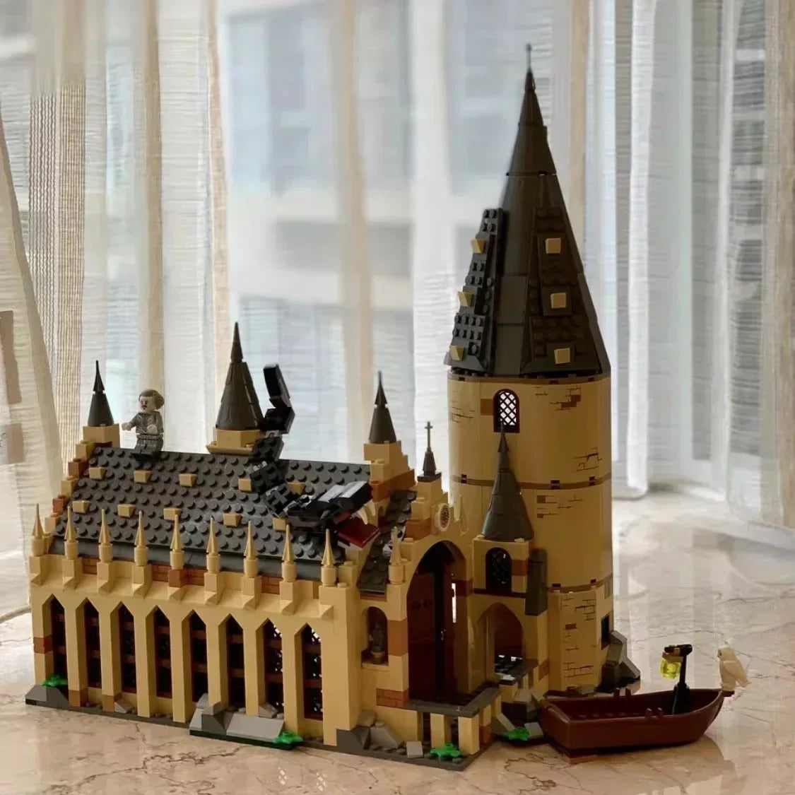 Great Hall castle building blocks, DIY model bricks for kids, compatible 75954 castle set, movie-inspired building toys, educational brick toys, fantasy castle construction set, kids birthday gift building blocks, Christmas gift for builders, collectible brick castle set